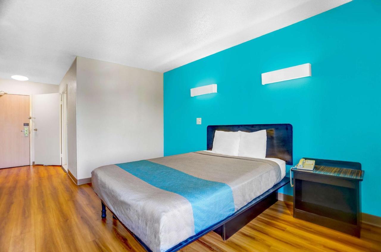 Motel 6-Raleigh, Nc - North Экстерьер фото